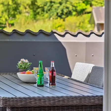Hubert - 500m From The Sea By Interhome