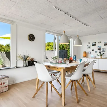Hubert - 500m From The Sea By Interhome Ferienhaus *